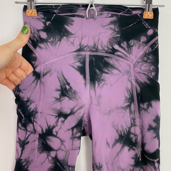 EUC Lululemon Power Thru High Rise Tight 25" Over Tie Dye Purple Grey Sz 4 Pants - Picture 5 of 16